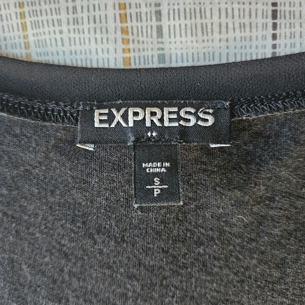 EXPRESS - Black Beaded Sleeveless Top - Picture 2 of 4